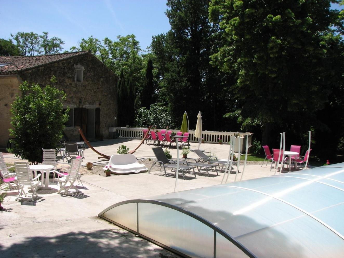 Chambres D'Hotes Domaine Saint-Joly Lasbordes Eksteriør billede